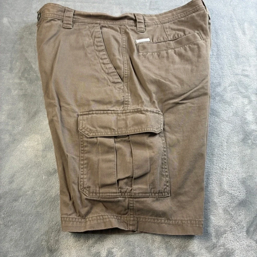 Columbia Men's Brown Cargo Shorts 34W Omni-Shade Cotton Hiking Outdoor Utility
